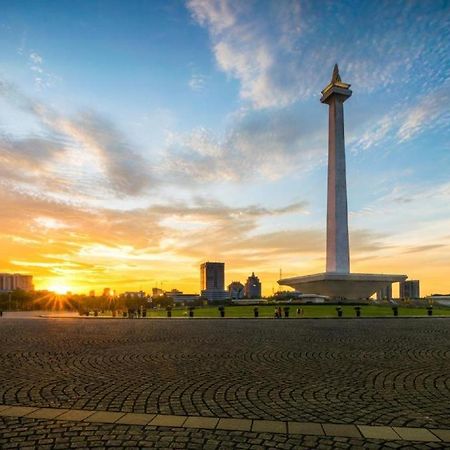 Hi Hotel Senen Jakarta Exterior foto