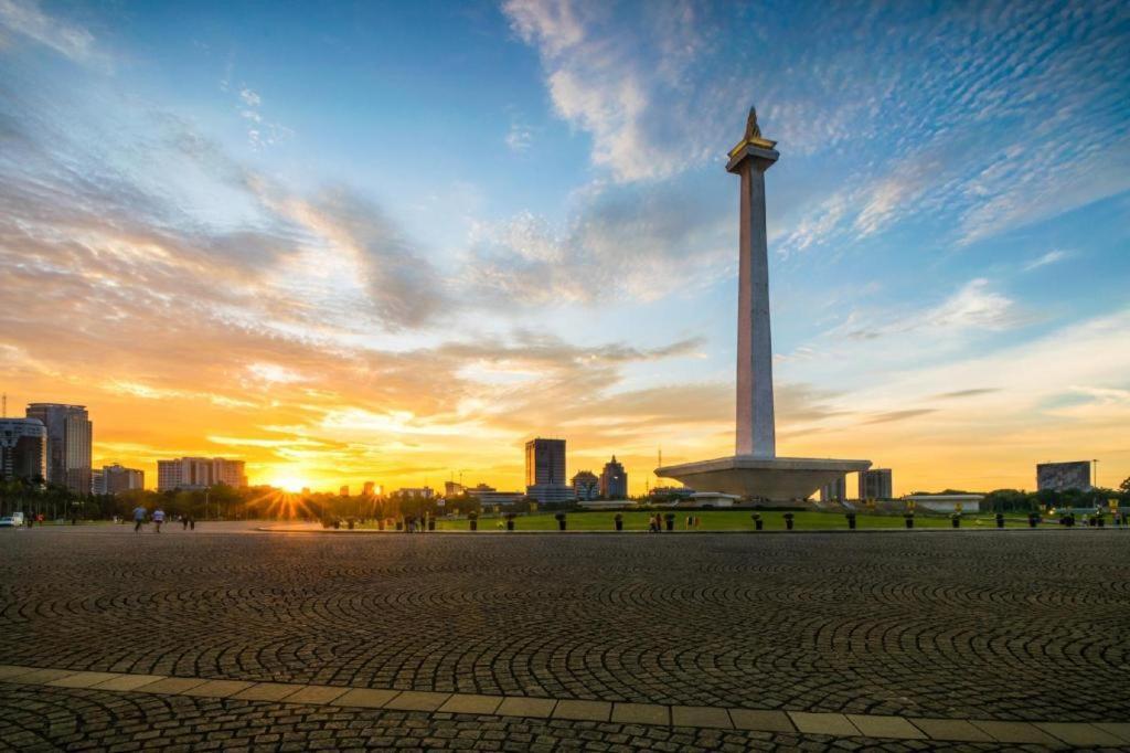 Hi Hotel Senen Jakarta Exterior foto
