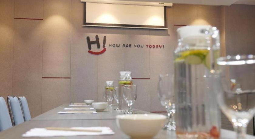 Hi Hotel Senen Jakarta Exterior foto